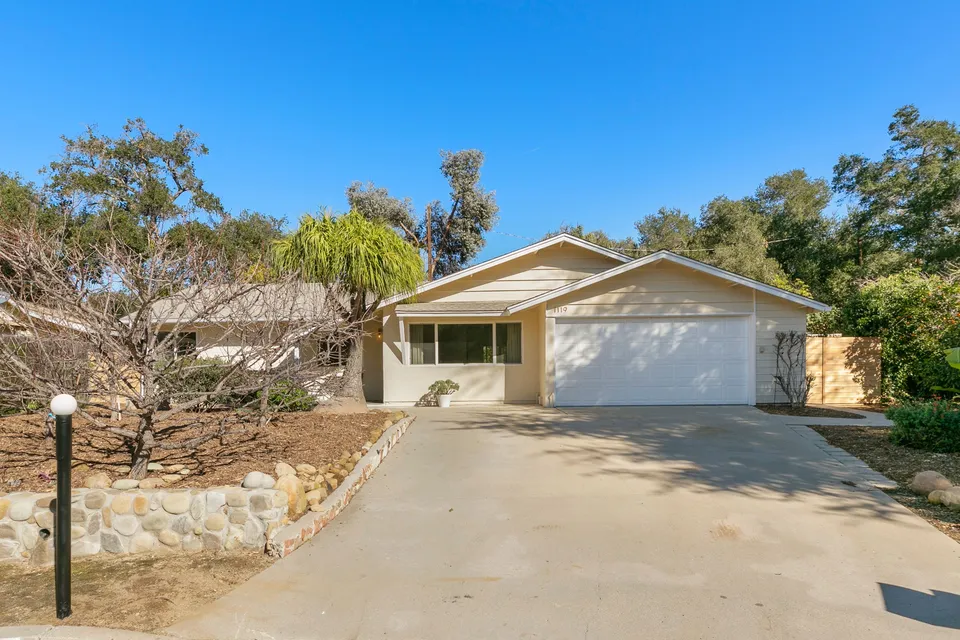 1119 Mariano Dr, Ojai CA